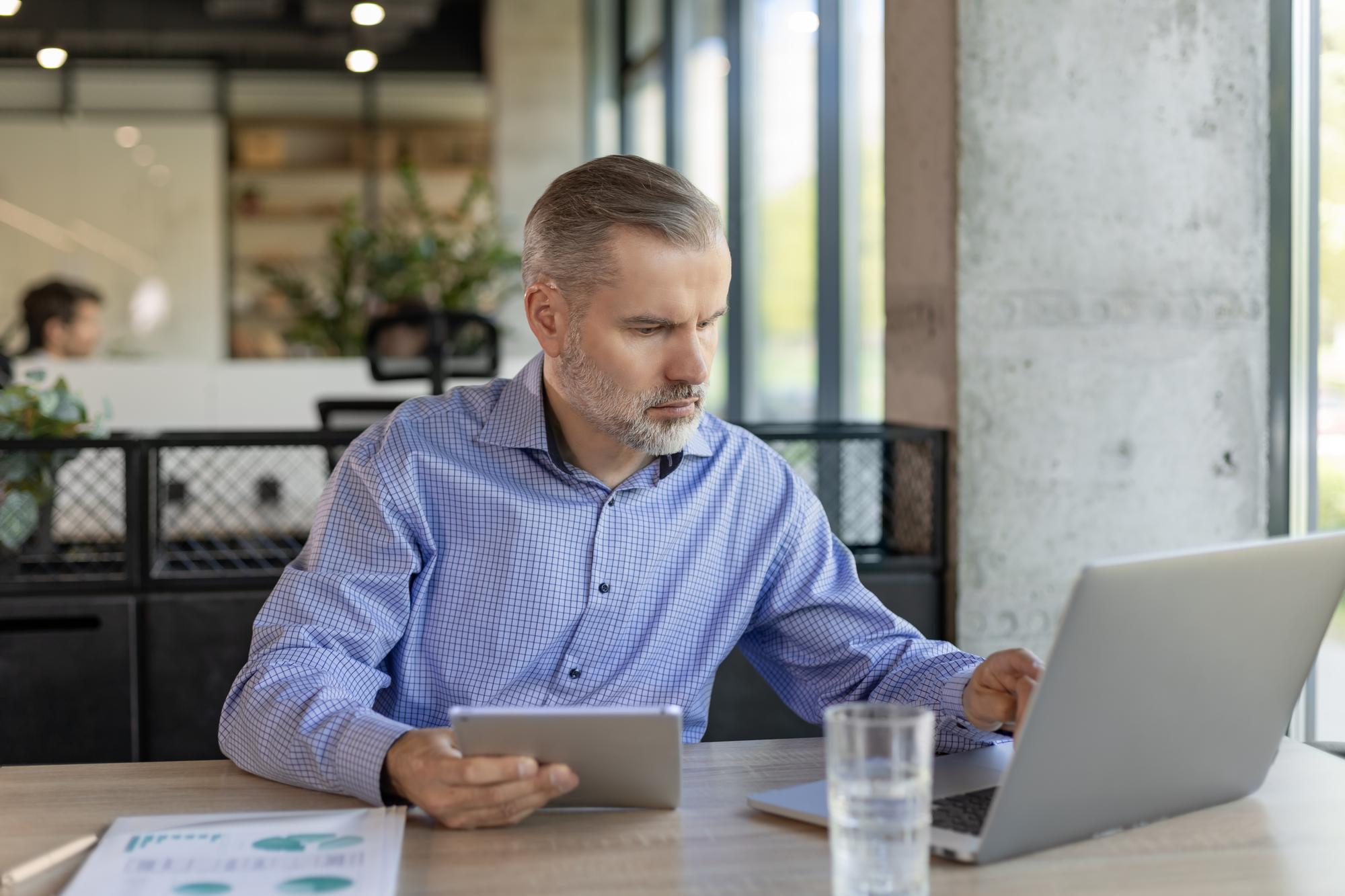 Choix du parcours de formation avant de prendre contact avec Helvetia FinanzCampus